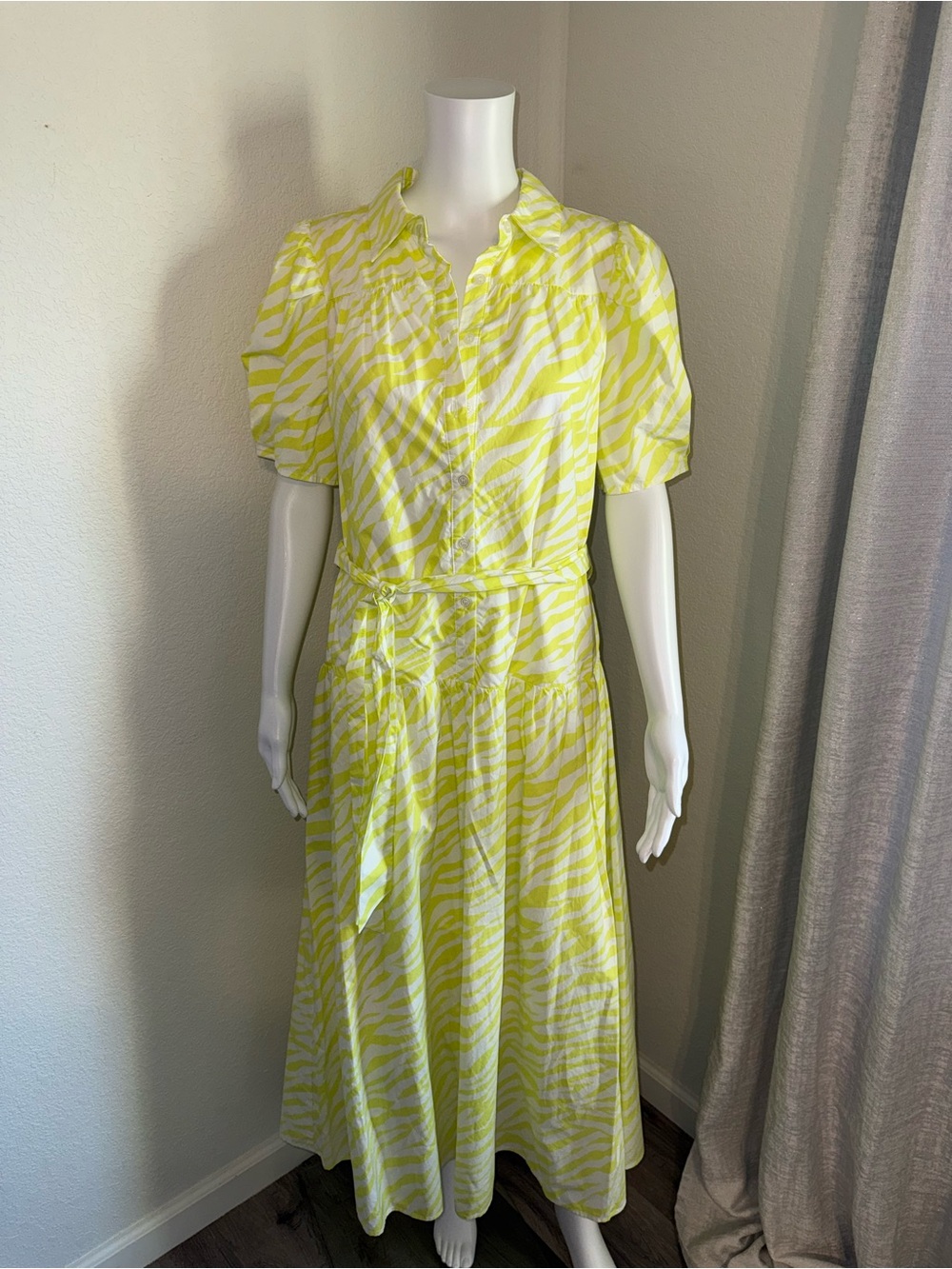 Yellow Zebra-Print Button-Front Midi Dress with Tie Waist medium